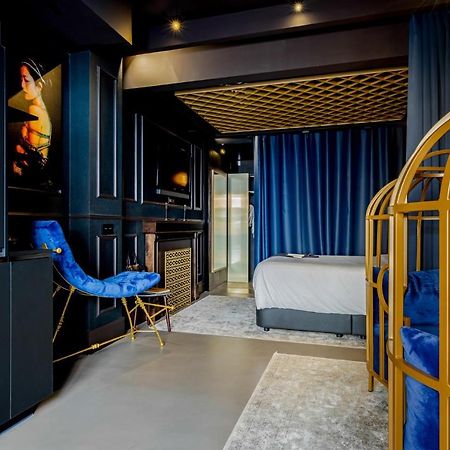 Suite Shibari By Justine Apartments Sobria Elegante Y Pecaminosa Apartamento Turistico En Madrid Rio Dış mekan fotoğraf