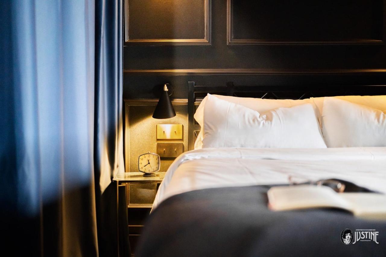 Suite Shibari By Justine Apartments Sobria Elegante Y Pecaminosa Apartamento Turistico En Madrid Rio Dış mekan fotoğraf
